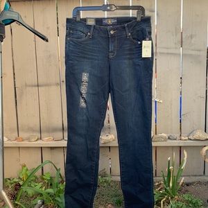 NWT Lucky Lolita jeans size 6/28 long, dark wash